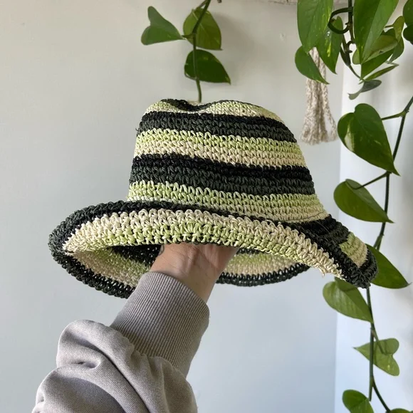 Beach hat - Picture 5 of 6